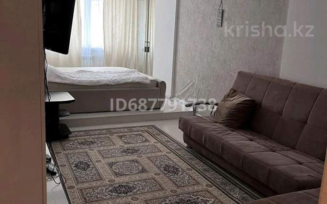 1-комнатная квартира, 43 м², 1/9 этаж посуточно, Кабанбай батыра 7А — Район ЖК Триум Астаны, цирк Астана - изображение 2