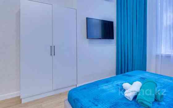 1-комнатная квартира, 46 м², 2/5 этаж посуточно, мкр. Батыс-2, Мустафы Шокая 44в Актобе