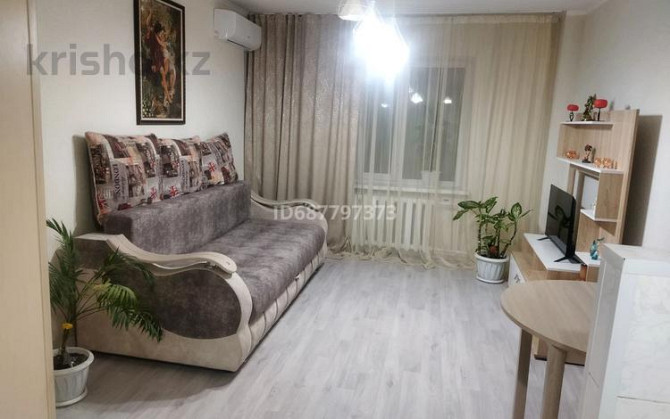 1-комнатная квартира, 30 м², 1/16 этаж посуточно, Торайгырова 3/1 — Республика - Сейфуллина Астана - изображение 1