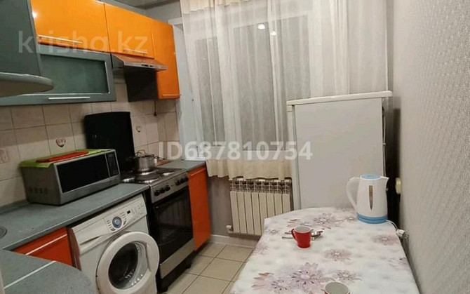 2-комнатная квартира, 40 м², 4/5 этаж посуточно, Пришахтинск, Пришахтинск, 23й микрорайон Karagandy - photo 2