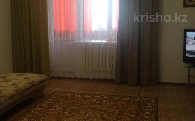 1-комнатная квартира, 45 м², 3/16 этаж посуточно, проспект Женис 67 — Алии Молдагуловой Астана - изображение 5