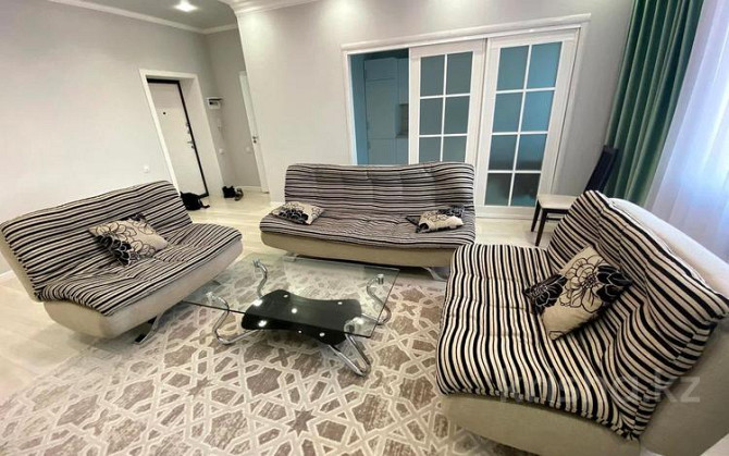 2-комнатная квартира, 60 м², 3/5 этаж посуточно, мкр Юго-Восток, Степной 2 Karagandy - photo 3