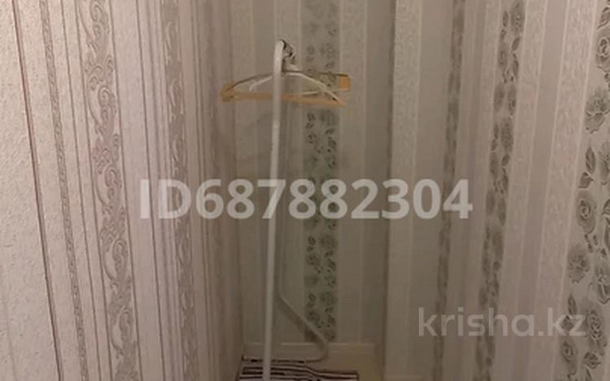 1-комнатная квартира, 35 м², 7/9 этаж посуточно, мкр Юго-Восток, Дюсембекова 3 — Бухар-жырау Караганда - изображение 4