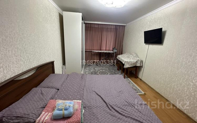 1-комнатная квартира, 35 м², 1/5 этаж посуточно, мкр Юго-Восток, 29й микрорайон 27 — Строителей Караганда - изображение 1