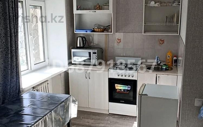 1-комнатная квартира, 30 м², 2/5 этаж посуточно, Байтурсынова — Центральный парк Костанай - изображение 3