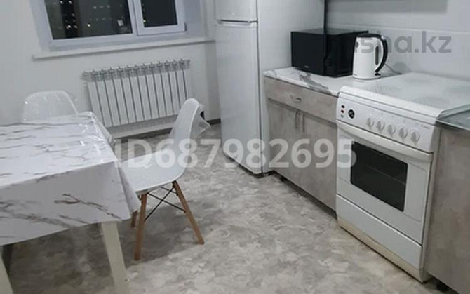 1-комнатная квартира, 40 м², 5/9 этаж посуточно, Назарбаева 309 — Мкр Достык Павлодар - изображение 2