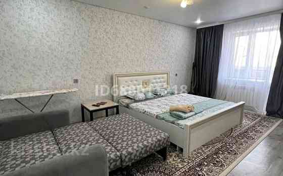 1-комнатная квартира, 43 м², 2/5 этаж посуточно, А.Скоробогатова 67 — По пр Абая Евразия Oral
