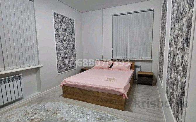 2-комнатная квартира, 50 м², 3/5 этаж посуточно, Аскаров 1 — Шымкент плаза Shymkent - photo 1
