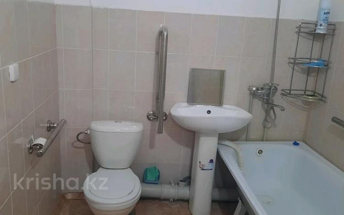 1-комнатная квартира, 36 м², 1/9 этаж посуточно, Микрорайон Астана 94 — проспект Назарбаева и Нурсат Shymkent - photo 4