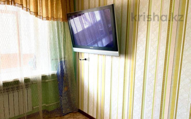 1-комнатная квартира, 31 м², 3/5 этаж посуточно, Независимости 11 Усть-Каменогорск - изображение 2