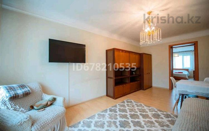 2-комнатная квартира, 43 м², 4/5 этаж посуточно, мкр Центральный 116 Атырау - изображение 7