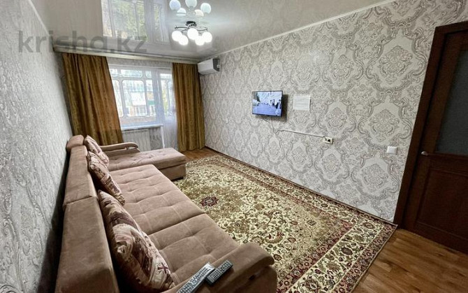 2-комнатная квартира, 50 м², 4/5 этаж посуточно, Бурова 8/1 Усть-Каменогорск - изображение 2