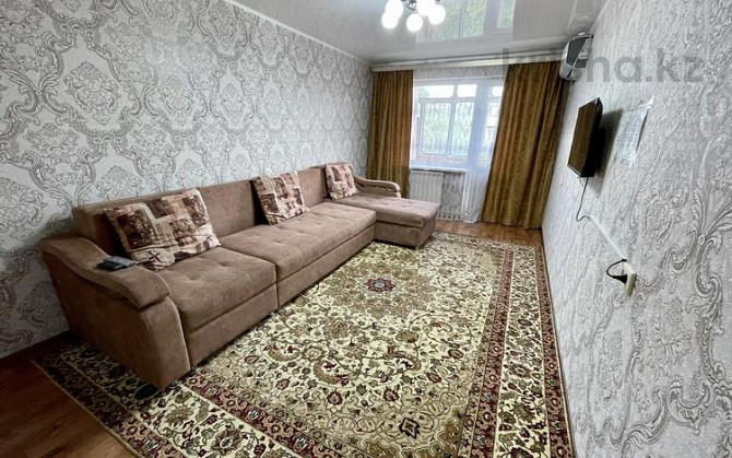 2-комнатная квартира, 50 м², 4/5 этаж посуточно, Бурова 8/1 Усть-Каменогорск - изображение 1