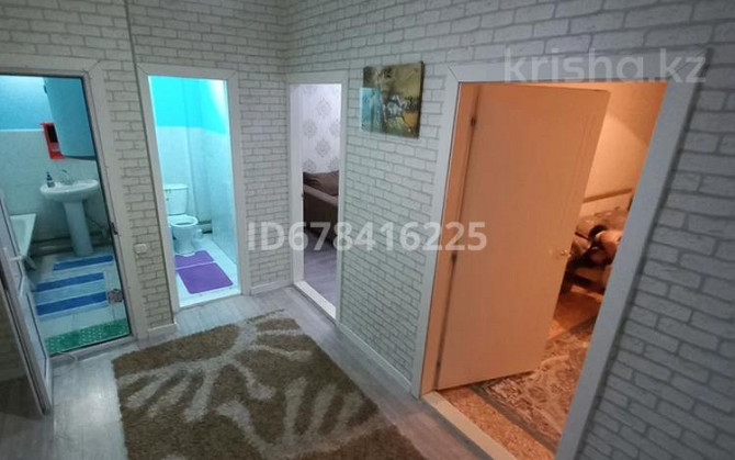 2-комнатная квартира, 60 м², 2/9 этаж посуточно, мкр Нурсат 135 — Аргынбекова и Байдибек би Shymkent - photo 1