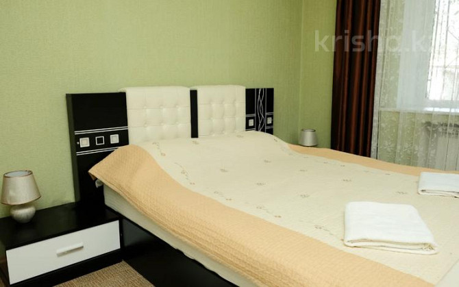 2-комнатная квартира, 45 м², 1 этаж посуточно, Абая 74А Караганда - изображение 7