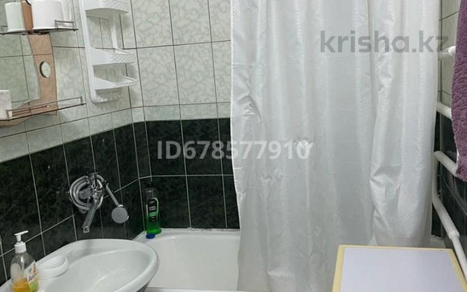 2-комнатная квартира, 52 м², 4/5 этаж посуточно, Казахстан 97 Усть-Каменогорск - изображение 3