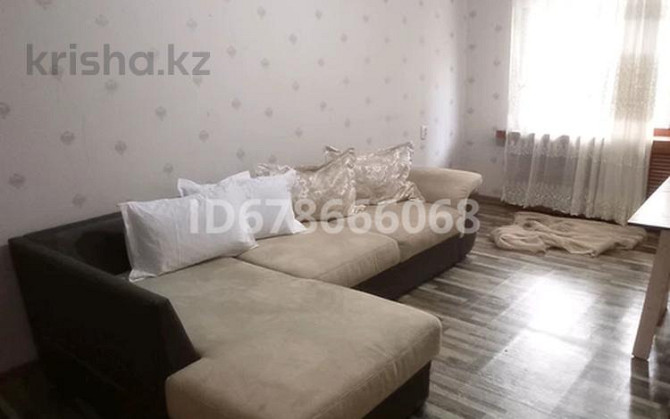 3-комнатная квартира, 62 м², 1/5 этаж посуточно, Маметовой 72/1 — Уг.ул.Наурызбай батыра Almaty - photo 1