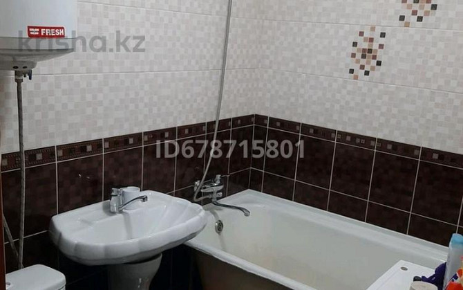 1-комнатная квартира, 31 м², 5/5 этаж посуточно, Майкудук, 12й микрорайон 22 Караганда - изображение 3