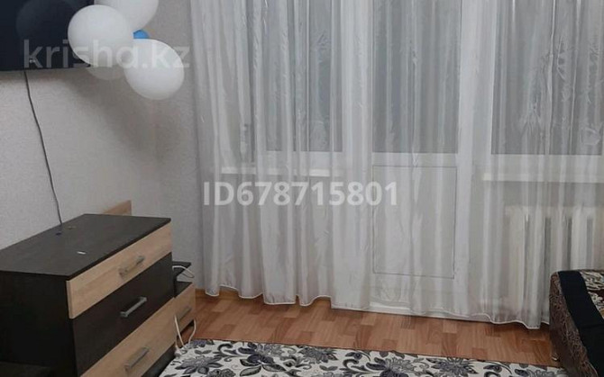 1-комнатная квартира, 31 м², 5/5 этаж посуточно, Майкудук, 12й микрорайон 22 Караганда - изображение 1