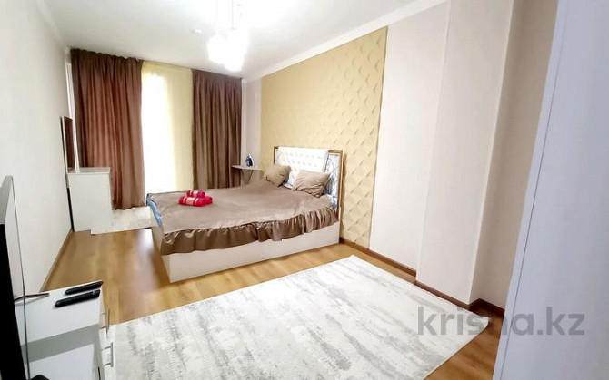 2-комнатная квартира, 82 м², 9/12 этаж посуточно, мкр Нурсат 2, Аргынбекова — Шаяхметова Shymkent - photo 2