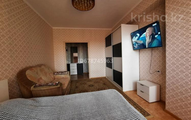 1-комнатная квартира, 42 м², 5/9 этаж посуточно, Есенберлина 23/2 Усть-Каменогорск - изображение 2