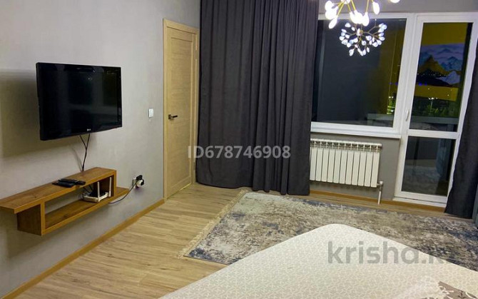 1-комнатная квартира, 41.1 м², 8/12 этаж посуточно, Каныша Сатпаева 55/13 Усть-Каменогорск - изображение 4