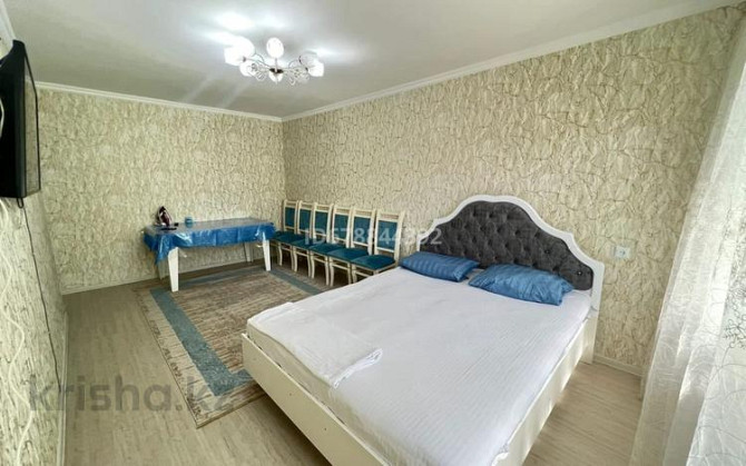 2-комнатная квартира, 48 м², 1/5 этаж посуточно, Кабанбай батыра 16 Shymkent - photo 1