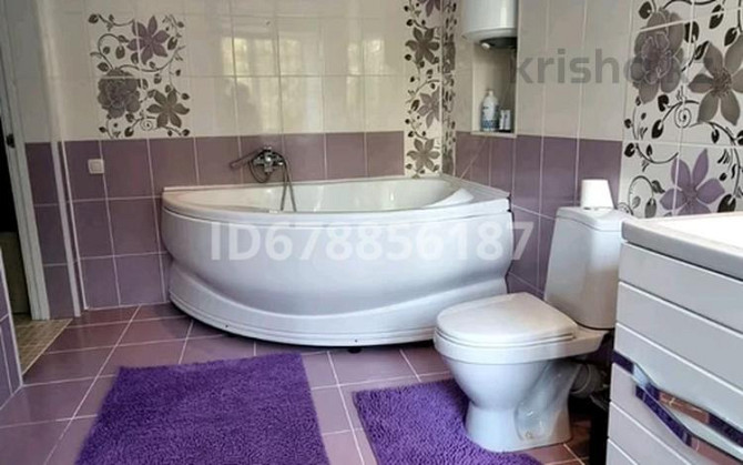 1-комнатная квартира, 42 м², 2/9 этаж посуточно, мкр Новый Город, Нуркен Абдирова 20 Караганда - изображение 2
