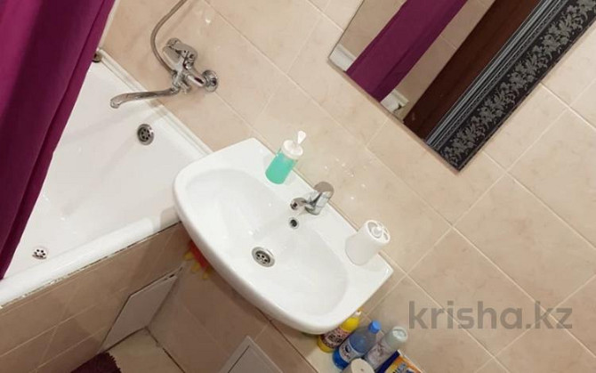 1-комнатная квартира, 34 м², 3/5 этаж посуточно, Каирбаева 74 Павлодар - изображение 5