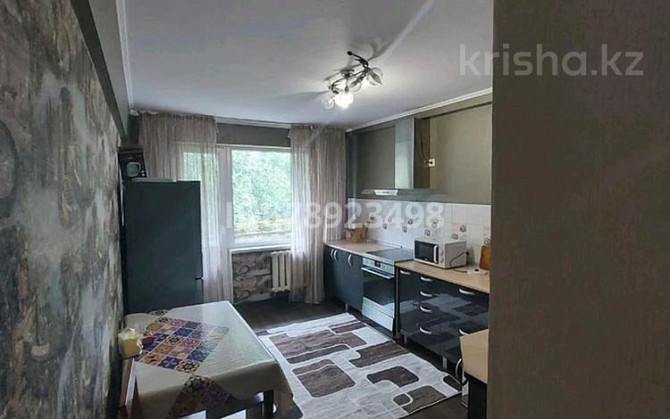 2-комнатная квартира, 70 м², 4/5 этаж посуточно, Сатпаева 9/1 Усть-Каменогорск - изображение 5