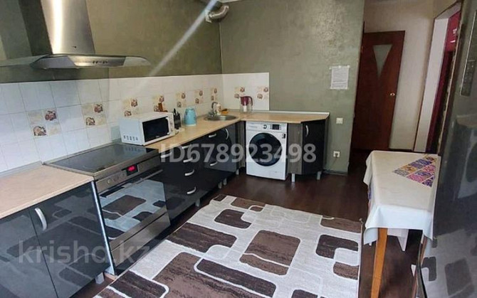 2-комнатная квартира, 70 м², 4/5 этаж посуточно, Сатпаева 9/1 Усть-Каменогорск - изображение 4