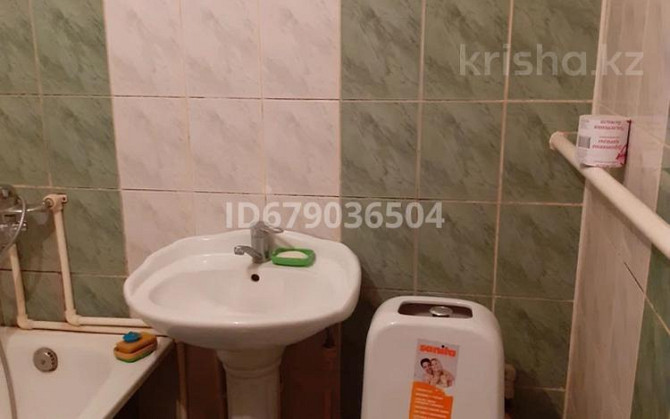 1-комнатная квартира, 32 м², 1/5 этаж посуточно, Махамбета 128 — Азаттык- Атырау - изображение 6