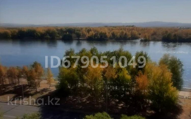 2-комнатная квартира, 50 м², 9/9 этаж посуточно, Набережная Славского 54 Усть-Каменогорск - изображение 1