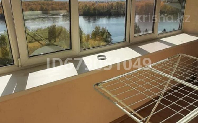 2-комнатная квартира, 50 м², 9/9 этаж посуточно, Набережная Славского 54 Усть-Каменогорск - изображение 2