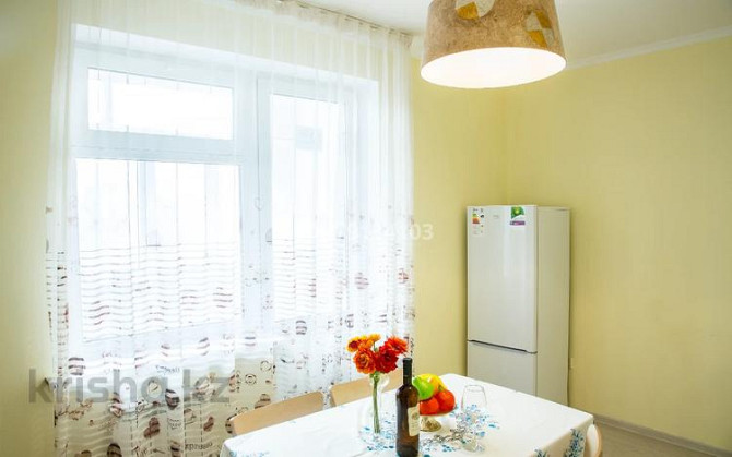 1-комнатная квартира, 50 м², 2/9 этаж посуточно, Сатпаева 2В Atyrau - photo 2