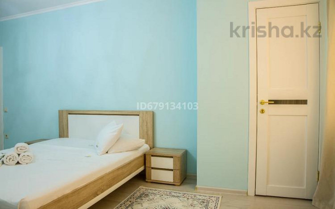 1-комнатная квартира, 50 м², 2/9 этаж посуточно, Сатпаева 2В Atyrau - photo 7