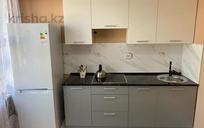 2-комнатная квартира, 45 м², 2/6 этаж посуточно, Райымбек батыра 169 Бесагаш - изображение 2