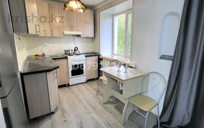 2-комнатная квартира, 58 м², 4/5 этаж посуточно, Солнечная 22  - изображение 2