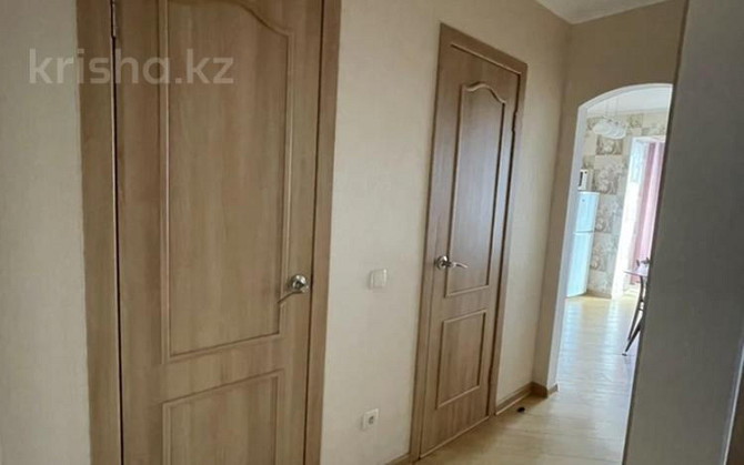 1-комнатная квартира, 38 м², 7/9 этаж посуточно, Крылова 66 — Набережная славского Усть-Каменогорск - изображение 7