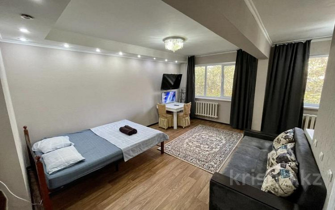 1-комнатная квартира, 31 м², 1/5 этаж посуточно, Бурова 51а Ust-Kamenogorsk - photo 1