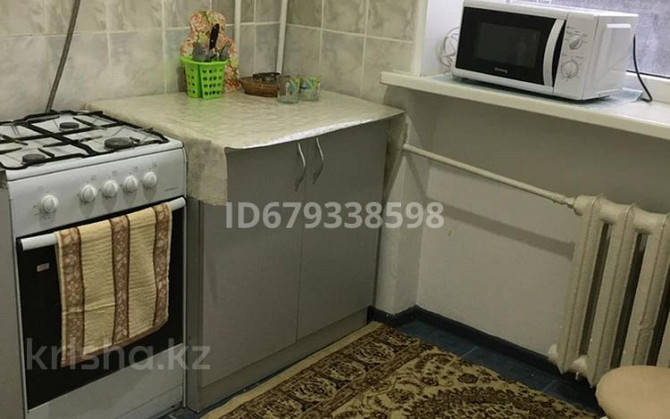 1-комнатная квартира, 25 м², 5/5 этаж посуточно, мкр Центральный, Махамбета 123 — Тельмана Атырау - изображение 4
