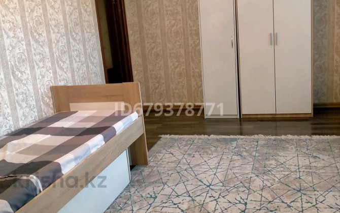 2-комнатная квартира, 70 м², 3/9 этаж посуточно, мкр Нурсат 2 14 — Аргынбекова Шымкент - изображение 5