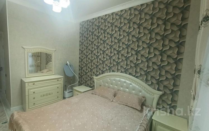 2-комнатная квартира, 120 м², 4/14 этаж посуточно, мкр Нурсат 2 14А — Шаяхметова Назарбаева Шымкент - изображение 1