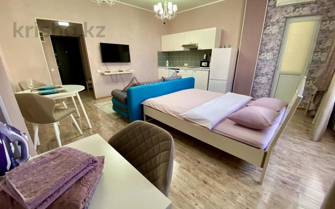1-комнатная квартира, 40 м², 4/12 этаж посуточно, Кунаева 38Б — Кунаева Шымкент - изображение 7