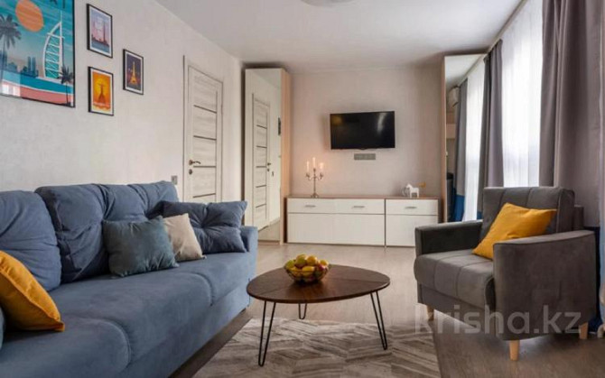 2-комнатная квартира, 65 м², 10/14 этаж посуточно, Улы дала 5/2 Астана - изображение 1