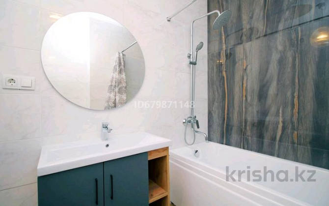 2-комнатная квартира, 70 м², 13/13 этаж посуточно, мкр Тастак-2, Ади Шарипова 145 Алматы - изображение 6