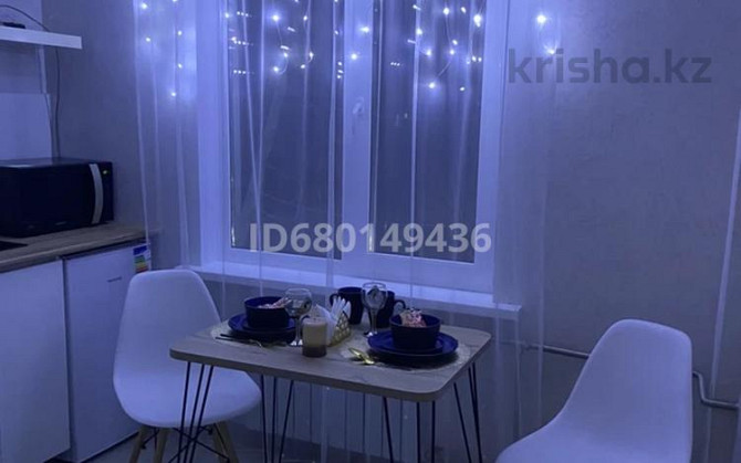 1-комнатная квартира, 33 м², 5/5 этаж посуточно, Льва Толстого 20 Усть-Каменогорск - изображение 1