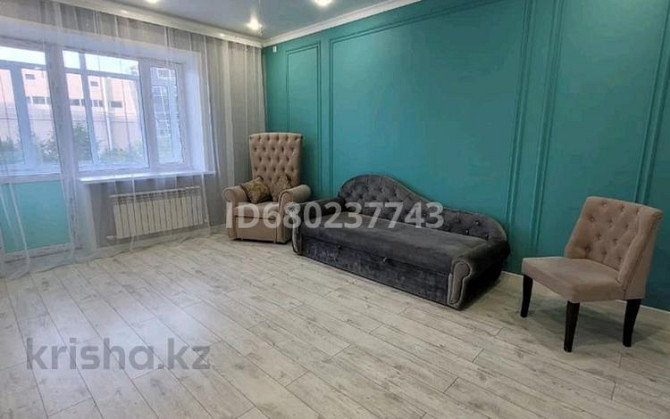 2-комнатная квартира, 74 м², 2/3 этаж посуточно, мкр Центральный, улица 17 25 Атырау - изображение 3