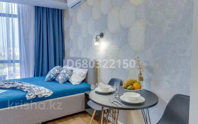 1-комнатная квартира, 25 м², 12/13 этаж посуточно, Ади Шарипова 145 — Курмангазы Almaty - изображение 3