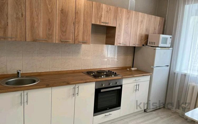 1-комнатная квартира, 40 м², 7/9 этаж посуточно, Мустафина 15/1 — Кудайбердыулы Astana - photo 5